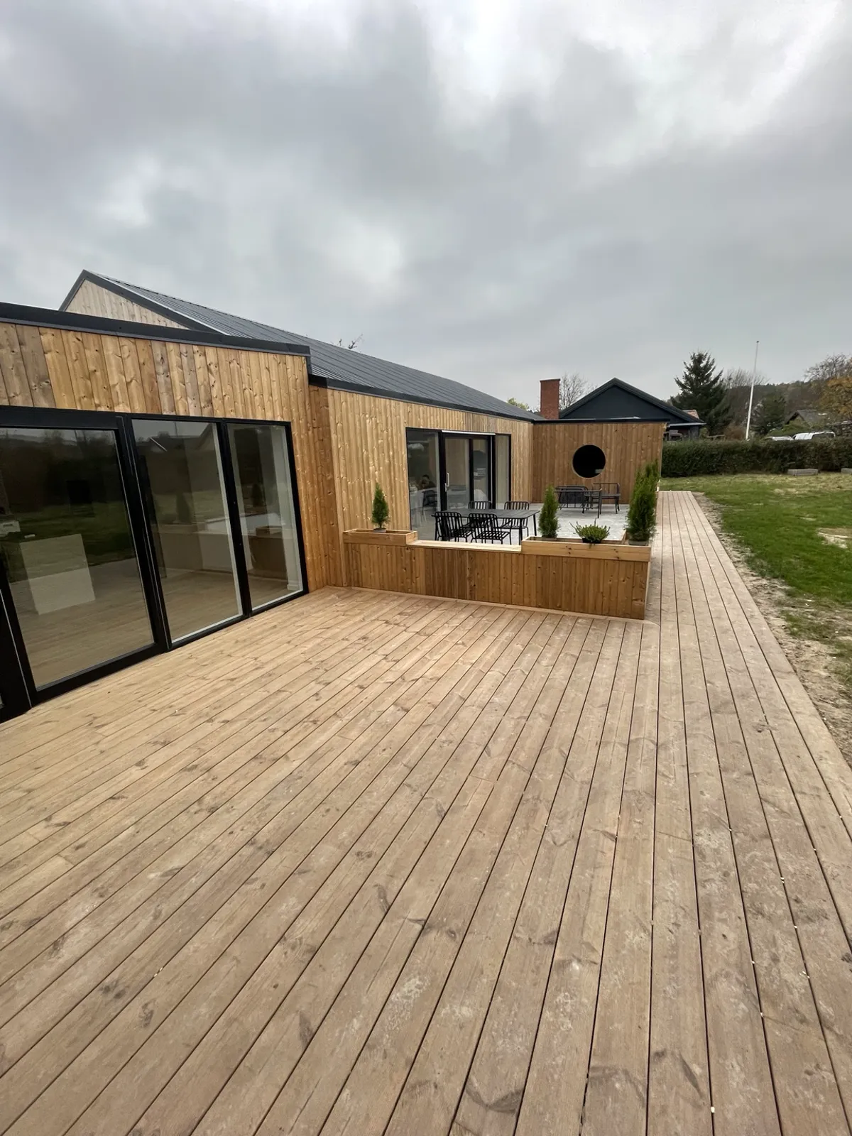 Terrace and outdoor kitchen